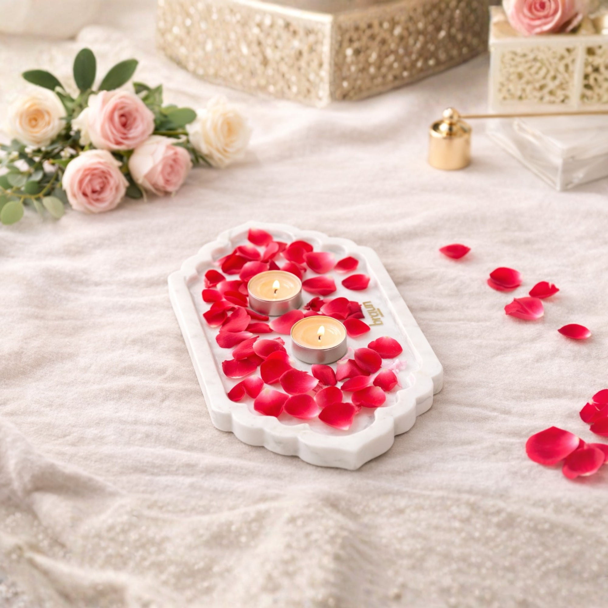 Arch Scallop Tray thumbnail 3