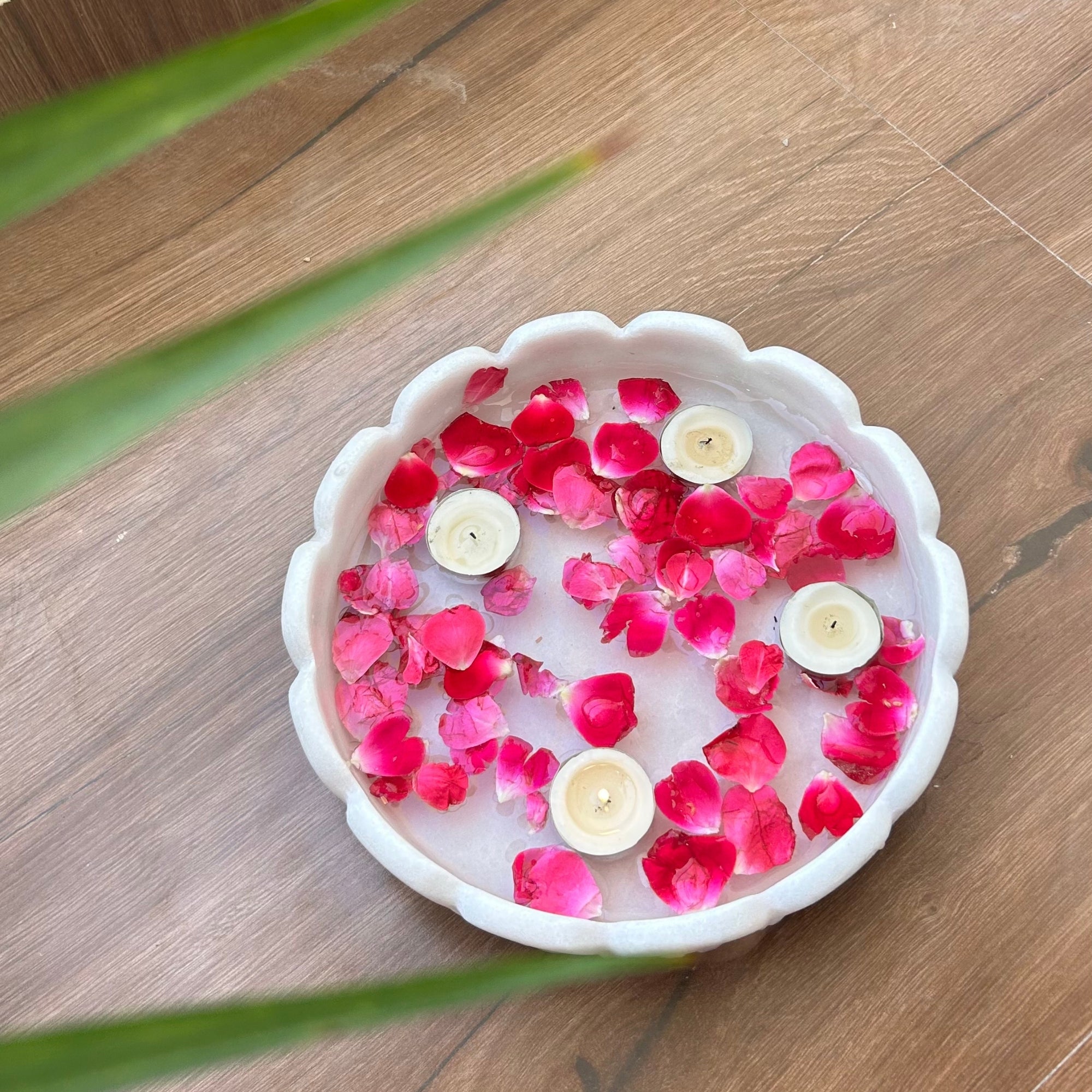 Crown jewel Marble Urli