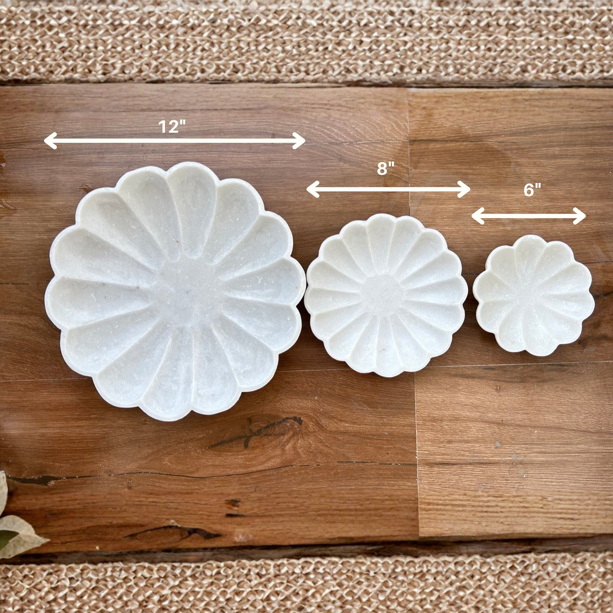 Daisy Burst Marble Urli - 6 inch