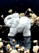 Howlite Elephant Xsmall
