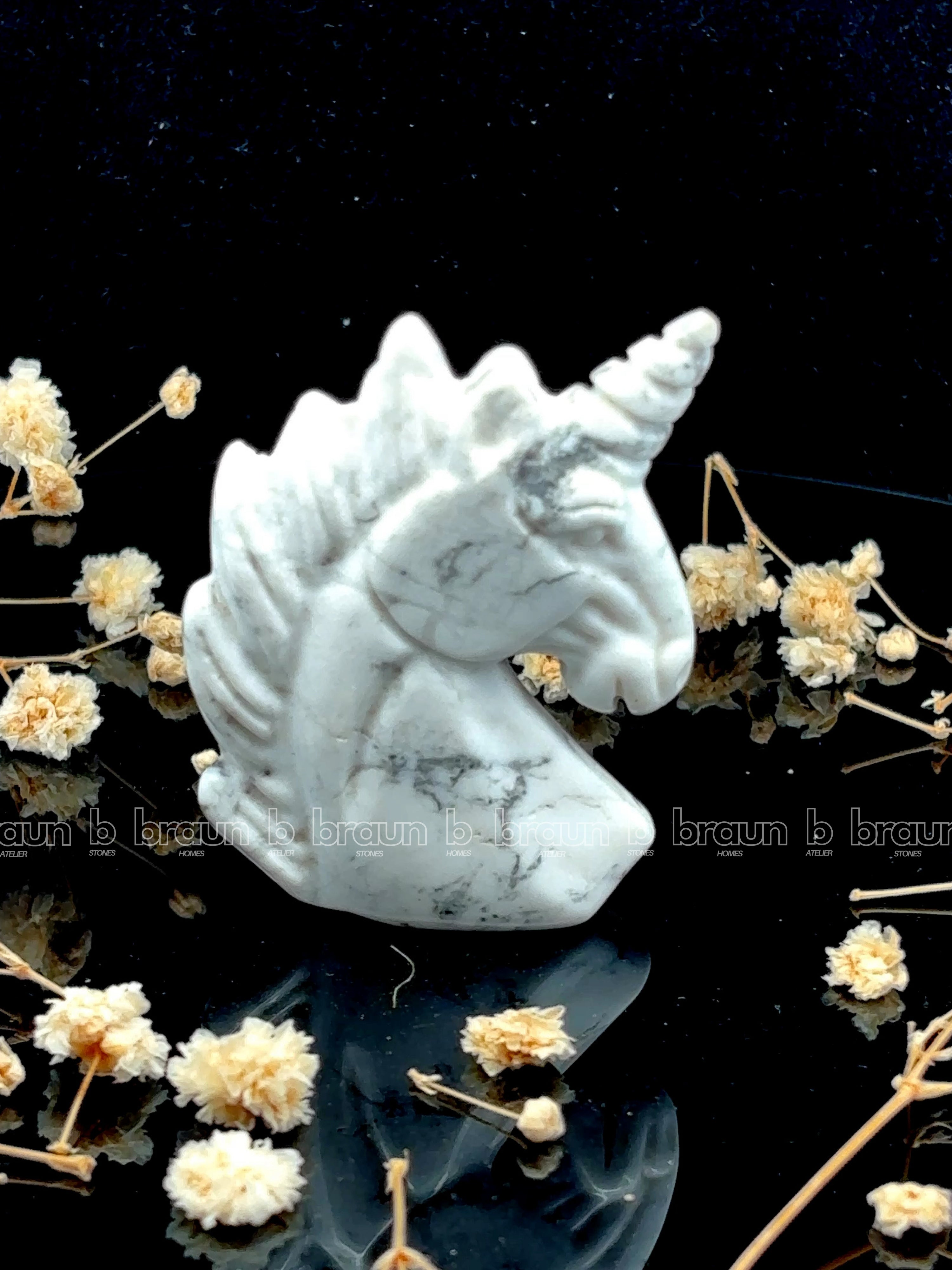 Howlite Unicorn Sculpture