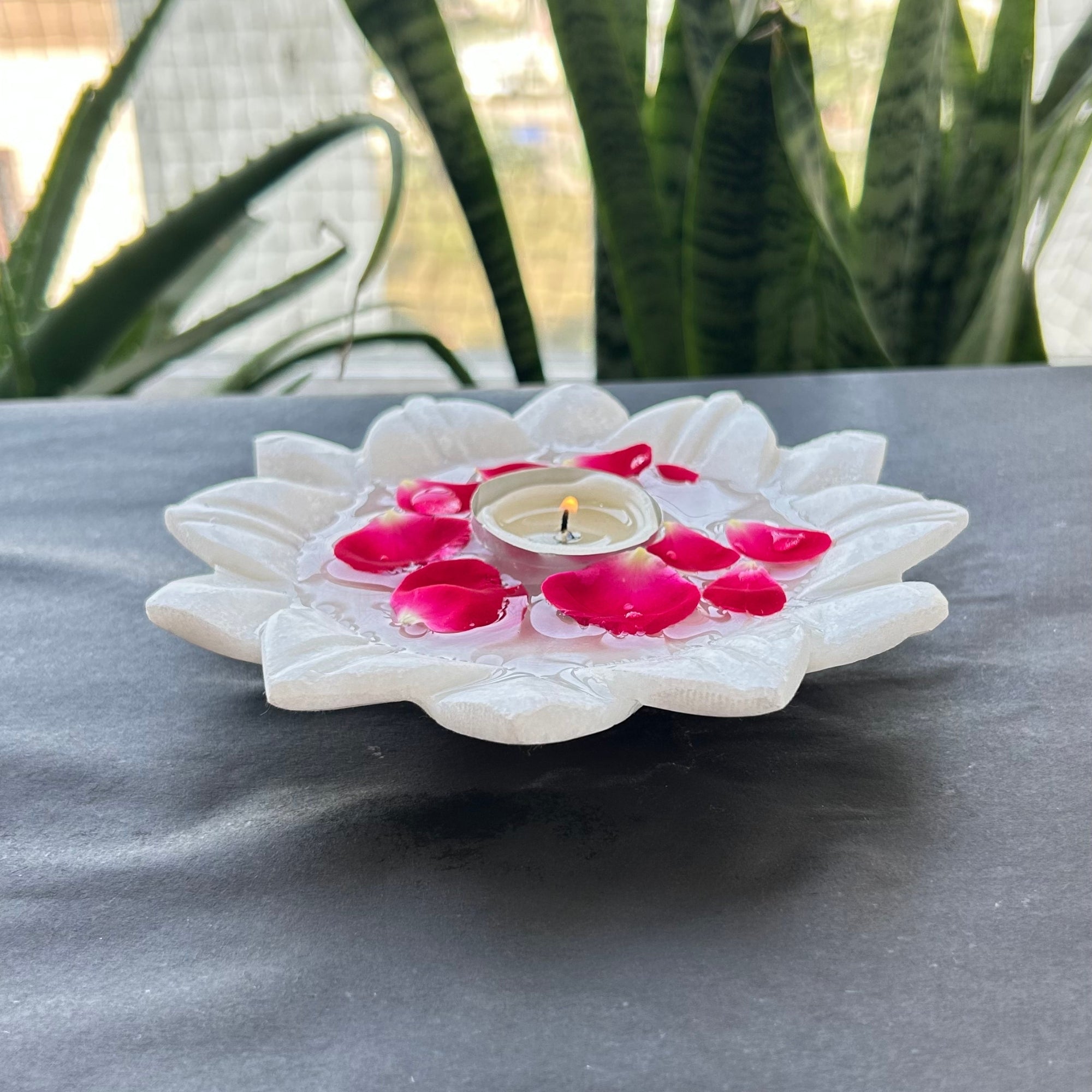 Lotus Marble Plate -6 inch