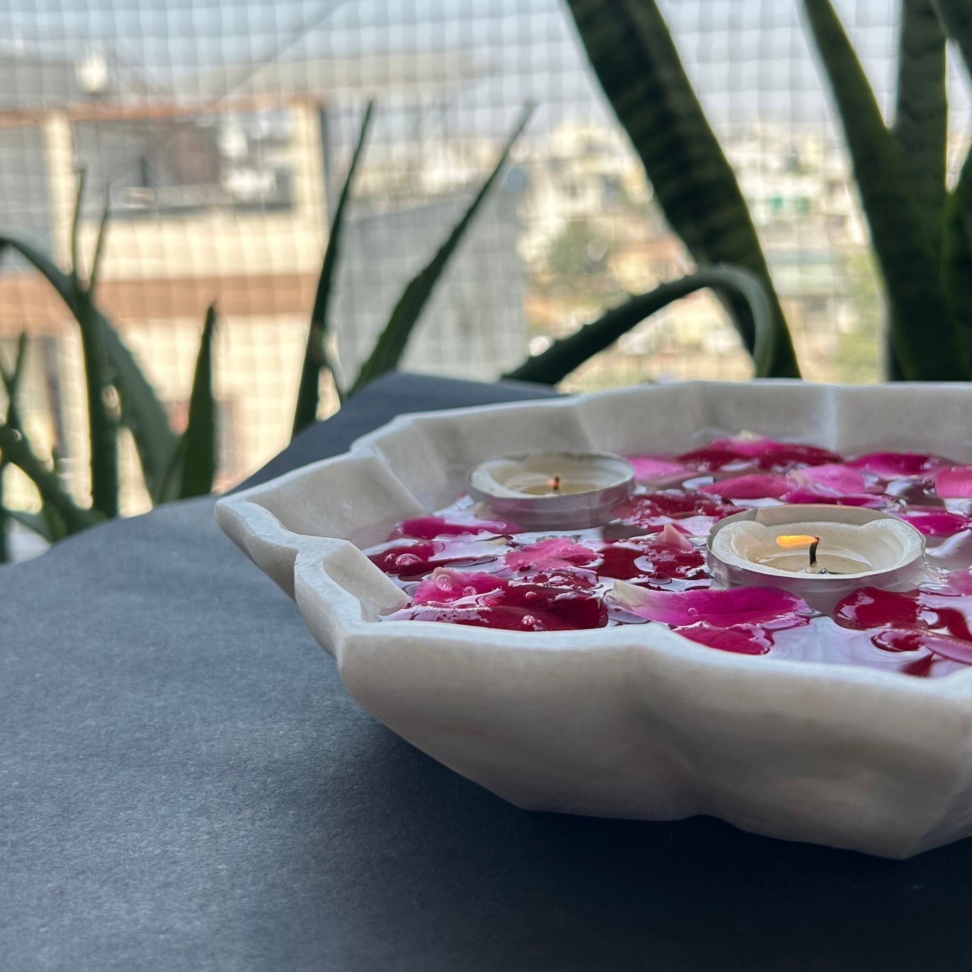 Petal Glow Marble Urli - 9 inch