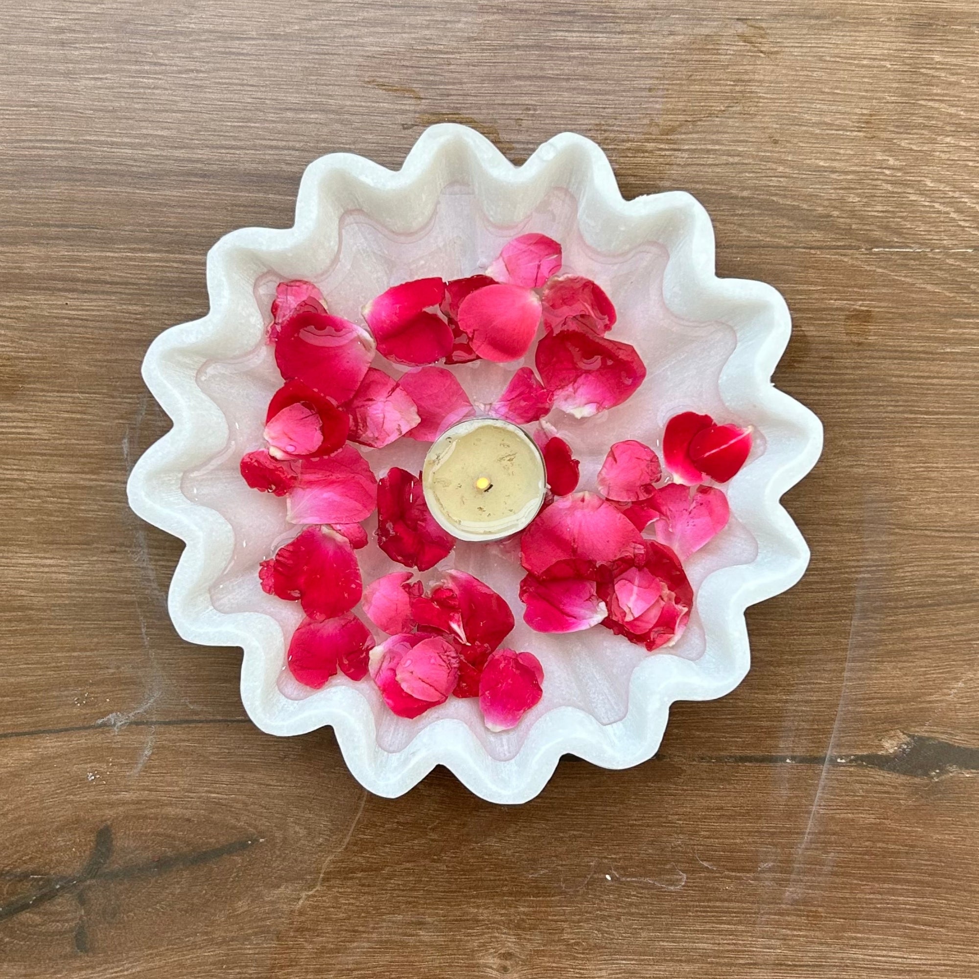 Ripple Blossom Marble Urli