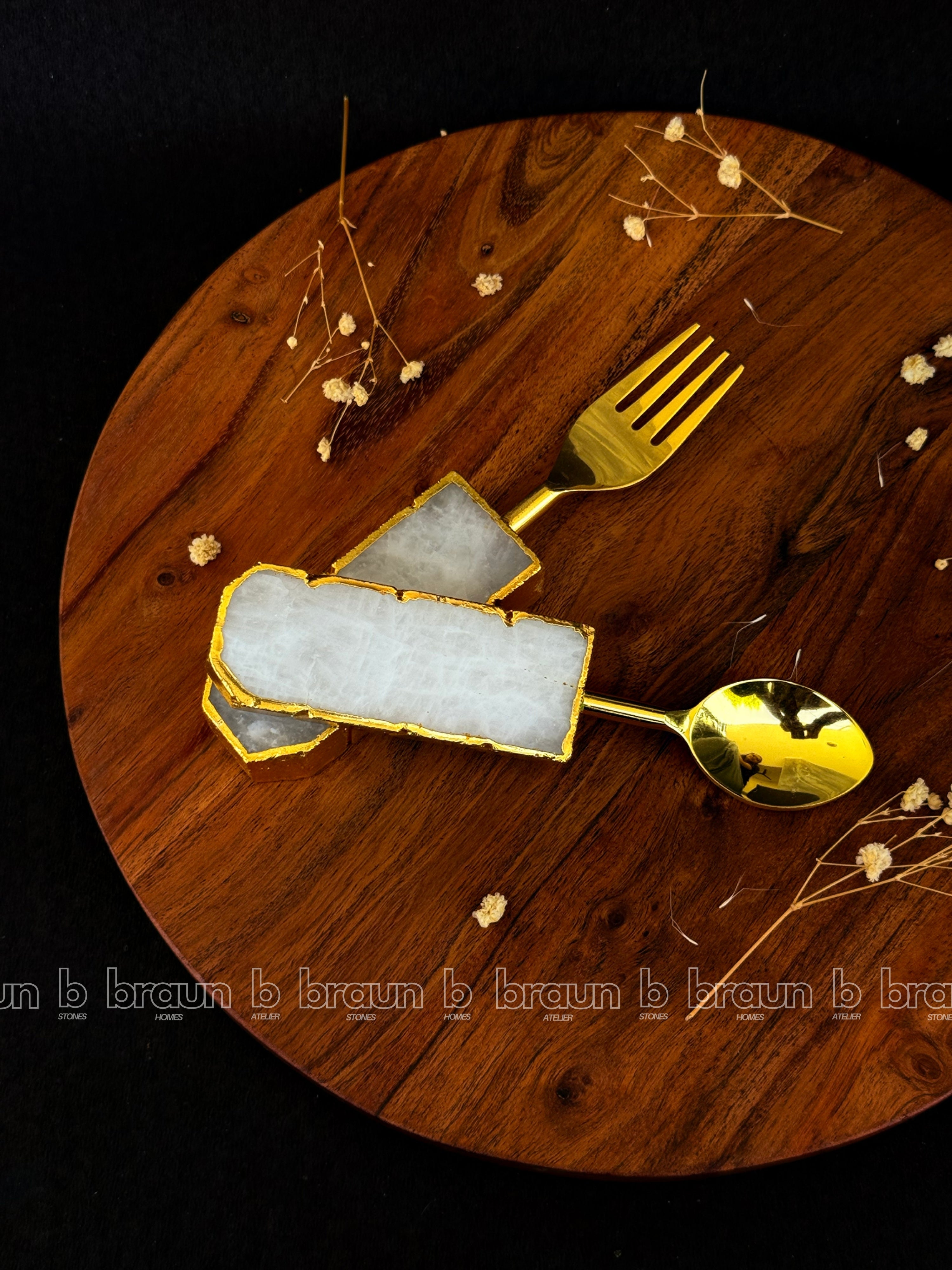 White Quartz Spoon thumbnail 5
