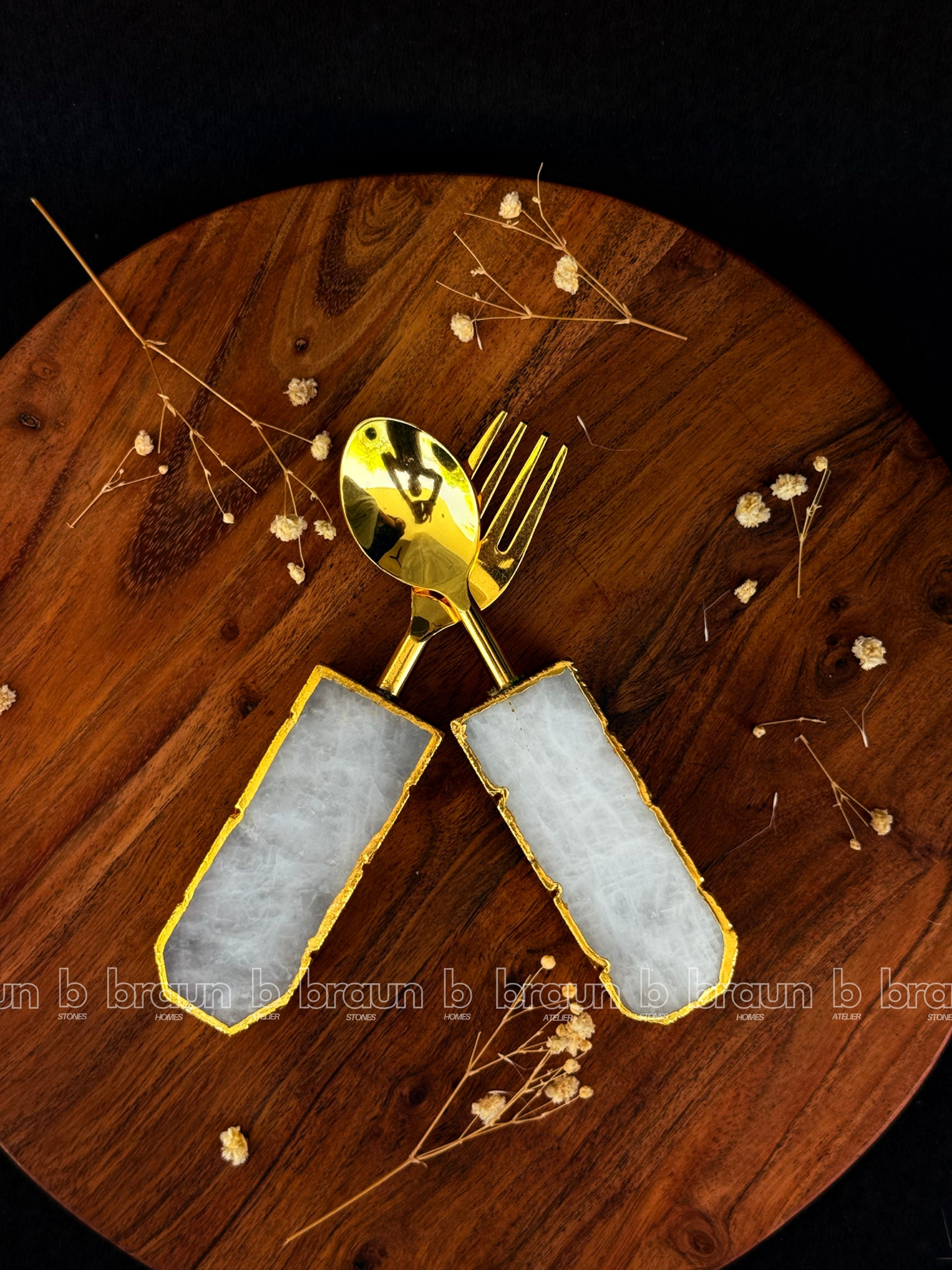 White Quartz Spoon thumbnail 4